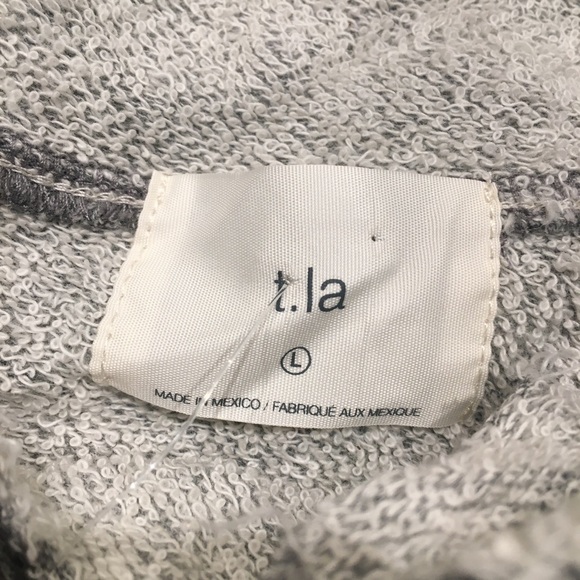 Anthropologie T.la sweatshirt - Picture 8 of 10